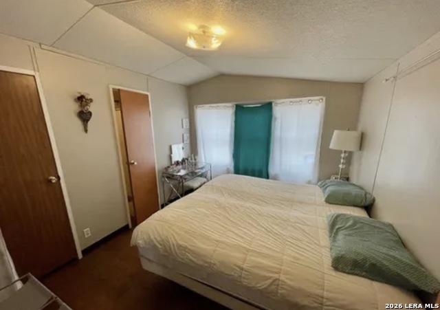 1606 The Lane Property Photo 5