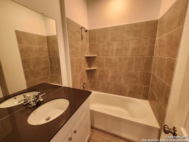13907 Sickle Ridge Property Photo 10