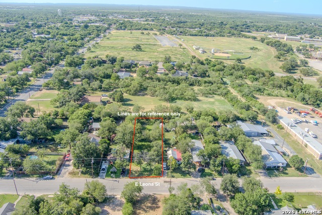 224 E Leona St Property Photo 4