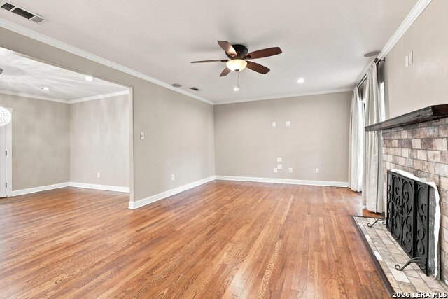 167 E Edgewood Pl Property Photo 6