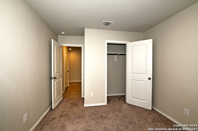 7927 Dovers Den Property Photo 13