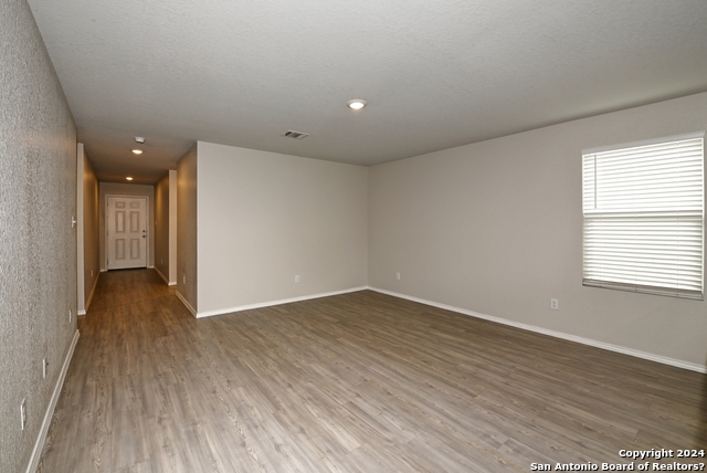 7927 Dovers Den Property Photo 16