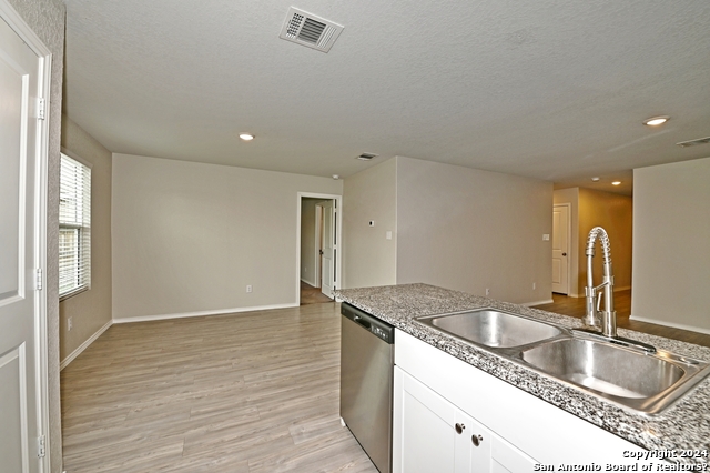 7927 Dovers Den Property Photo 23