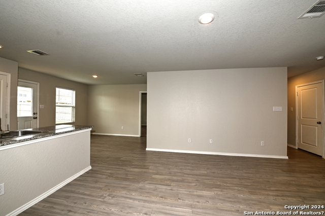 7927 Dovers Den Property Photo 24