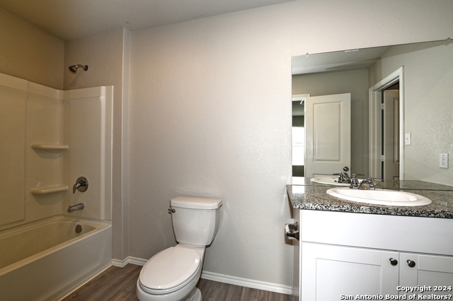 7927 Dovers Den Property Photo 28