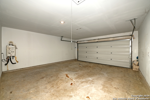 7927 Dovers Den Property Photo 32