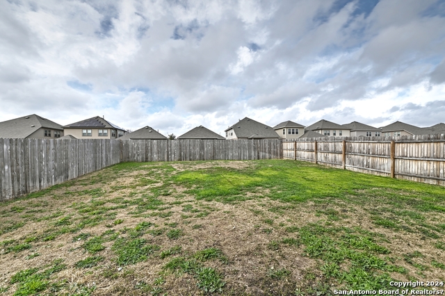 7927 Dovers Den Property Photo 33