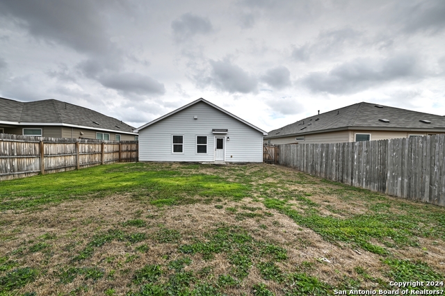 7927 Dovers Den Property Photo 34