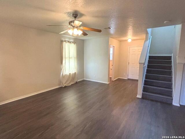 136 Hampton Way Property Photo 5