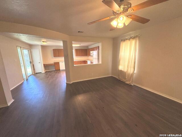 136 Hampton Way Property Photo 6