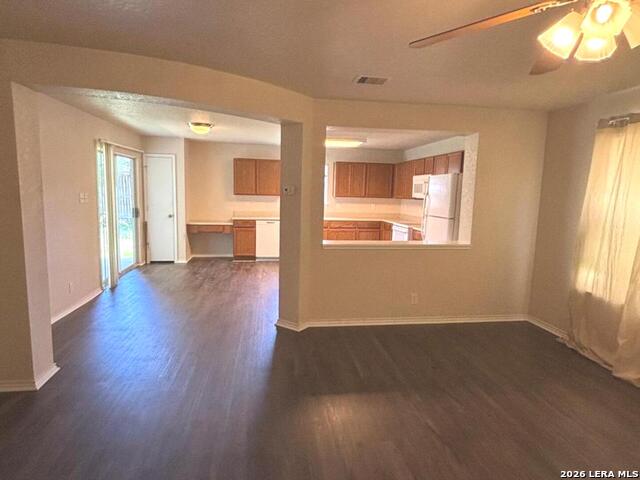 136 Hampton Way Property Photo 7