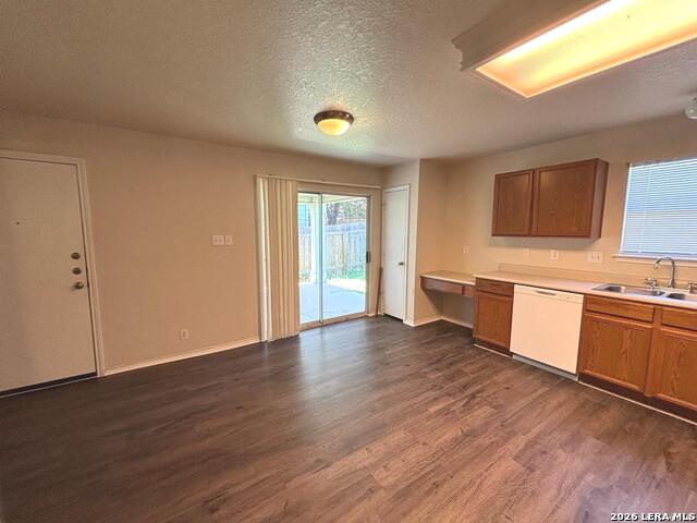 136 Hampton Way Property Photo 9