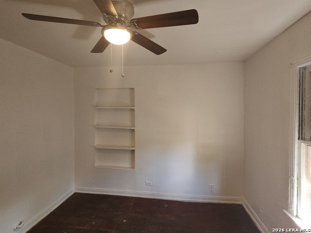 5106 Bartmer Property Photo 6
