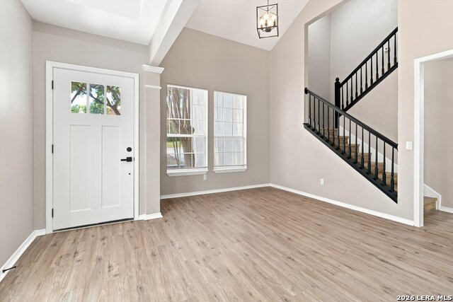 54 Lockspring Property Photo 4