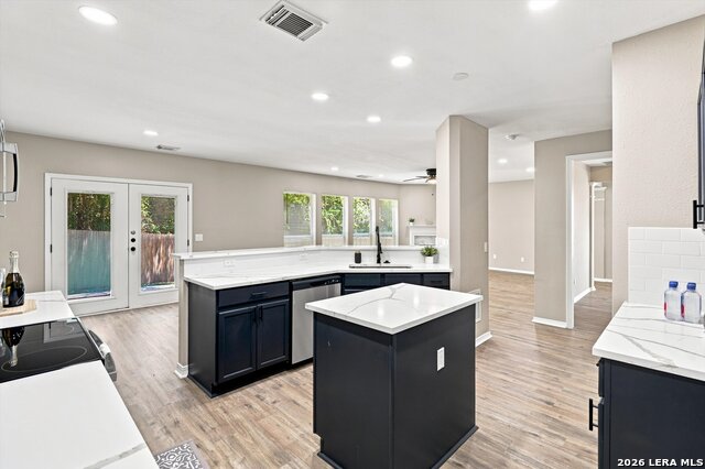 54 Lockspring Property Photo 6
