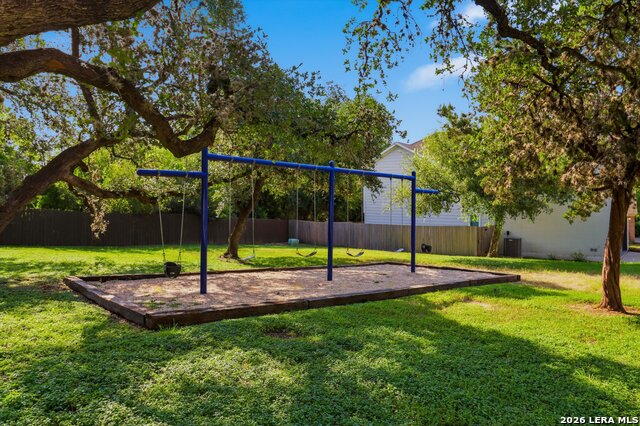 54 Lockspring Property Photo 33
