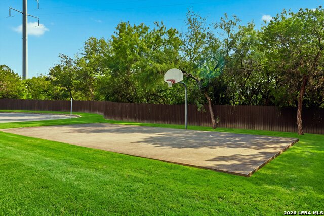 54 Lockspring Property Photo 36