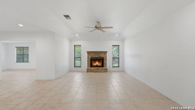 1233 Hollyhock Ln Property Photo 9