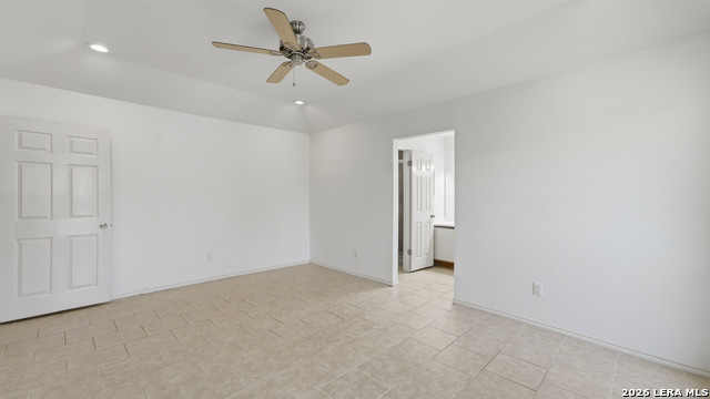 1233 Hollyhock Ln Property Photo 16