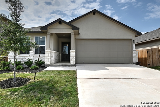13327 Whisper Ranch Property Photo 1
