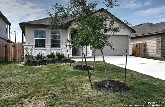 13327 Whisper Ranch Property Photo 3