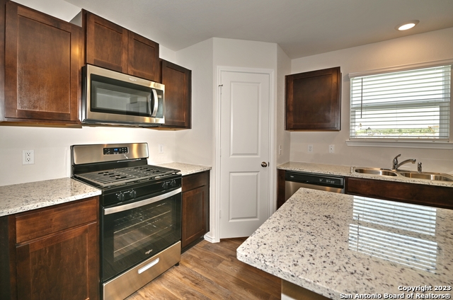 13507 Hummel Loop Property Photo 25