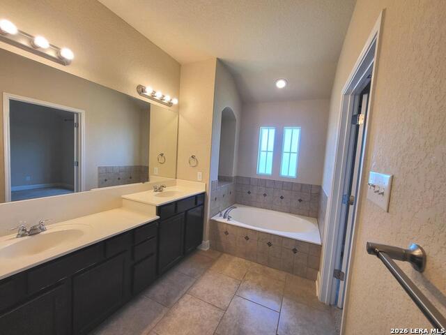 23831 Stately Oaks Property Photo 12