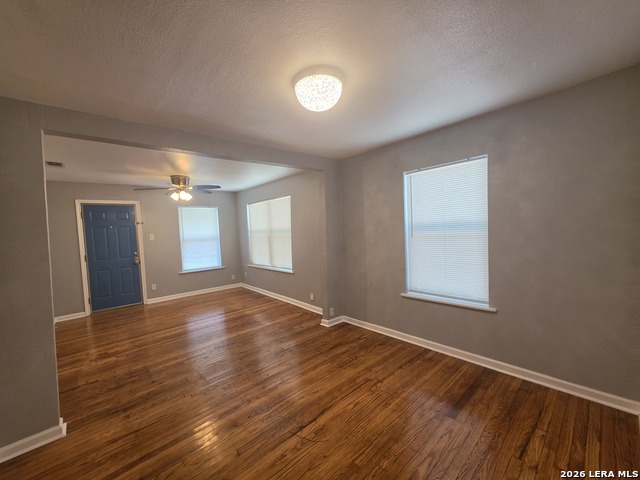 255 Walton Ave Property Photo 4