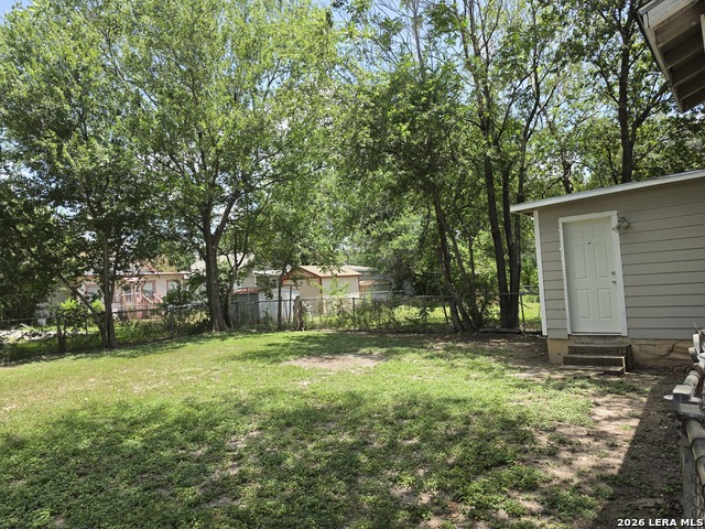 255 Walton Ave Property Photo 10