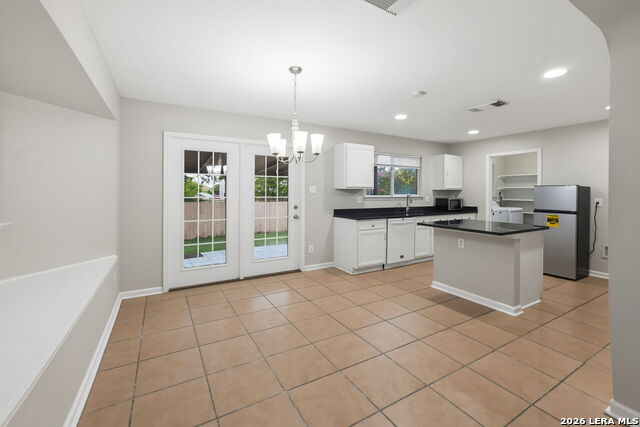 618 Tres Caminos Property Photo 4