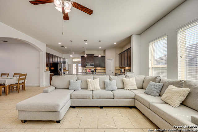 13929 Bellows Path Property Photo 3