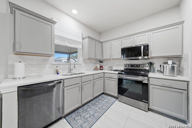 26807 Sparrow Rdg Property Photo 11
