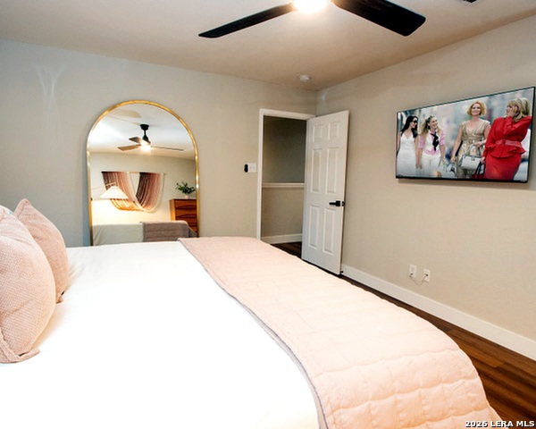 26807 Sparrow Rdg Property Photo 17