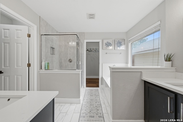 26807 Sparrow Rdg Property Photo 19