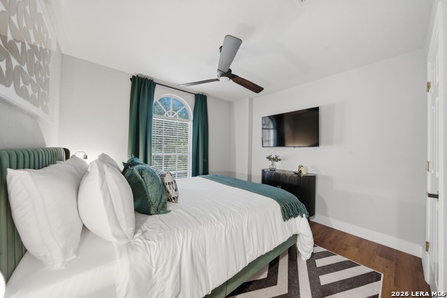 26807 Sparrow Rdg Property Photo 29