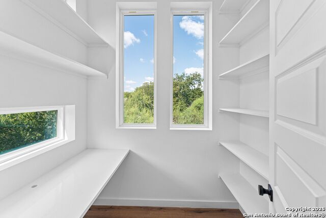 108 Vine St Property Photo 12