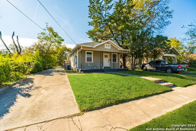 112 Harding Pl Property Photo 2