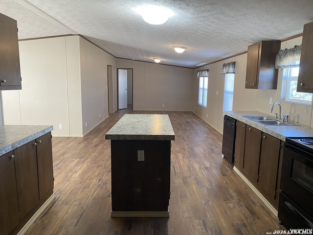 208 View Property Photo 2