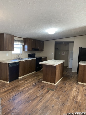 208 View Property Photo 6