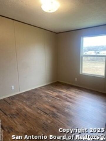 208 View Property Photo 8