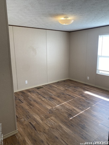 208 View Property Photo 11