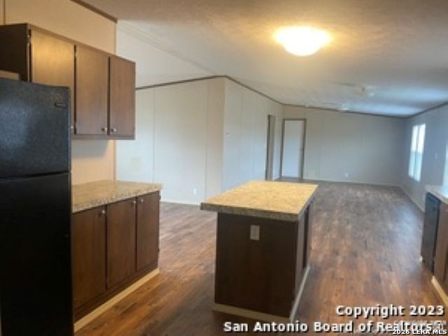 208 View Property Photo 15