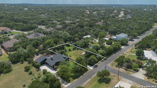 27096 Sherwood Forest Dr Property Photo 2