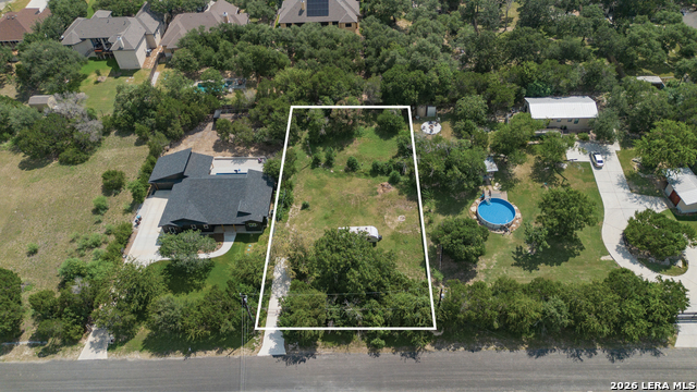 27096 Sherwood Forest Dr Property Photo 3