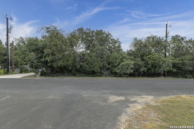27096 Sherwood Forest Dr Property Photo 10