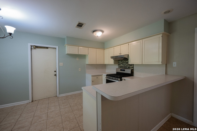 6614 Peach Tree Dr Property Photo 9