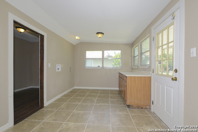 1214 Kenrock St Property Photo 18