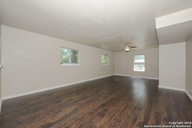 1214 Kenrock St Property Photo 28