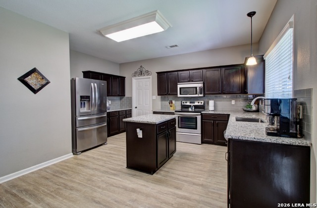 2103 Shoreham Property Photo 9