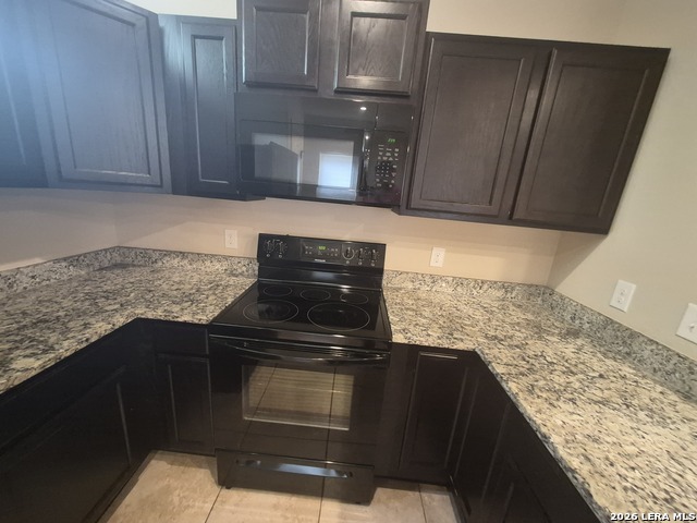 6858 Lakeview Dr Property Photo 8
